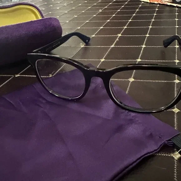 Authentic Gucci GG0005OZ 001 Eyeglass Frames — Black, Navy blue with Red Stripes - Picture 5 of 14